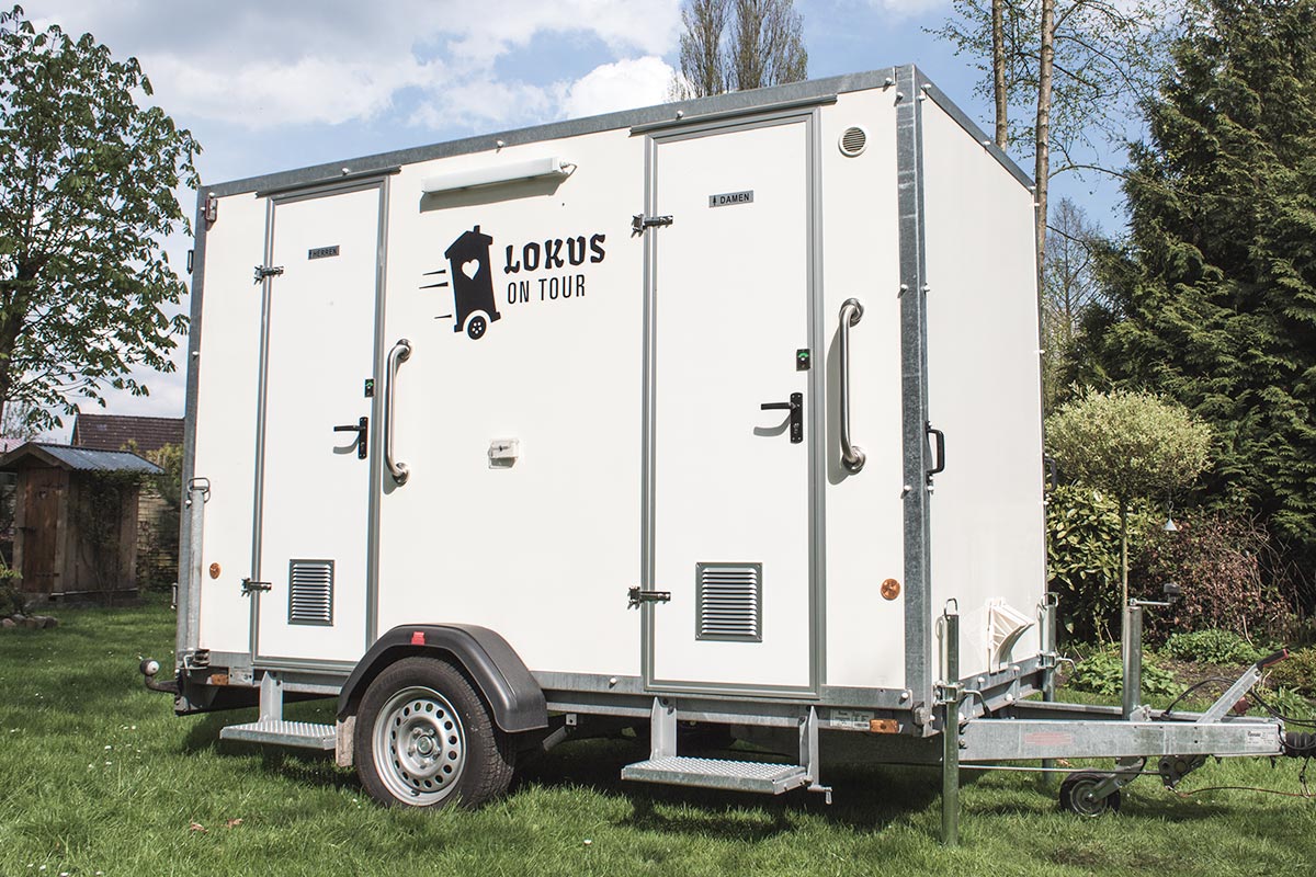 Toilettenwagen „Klein“ von Lokus on Tour für ca. 120 Personen